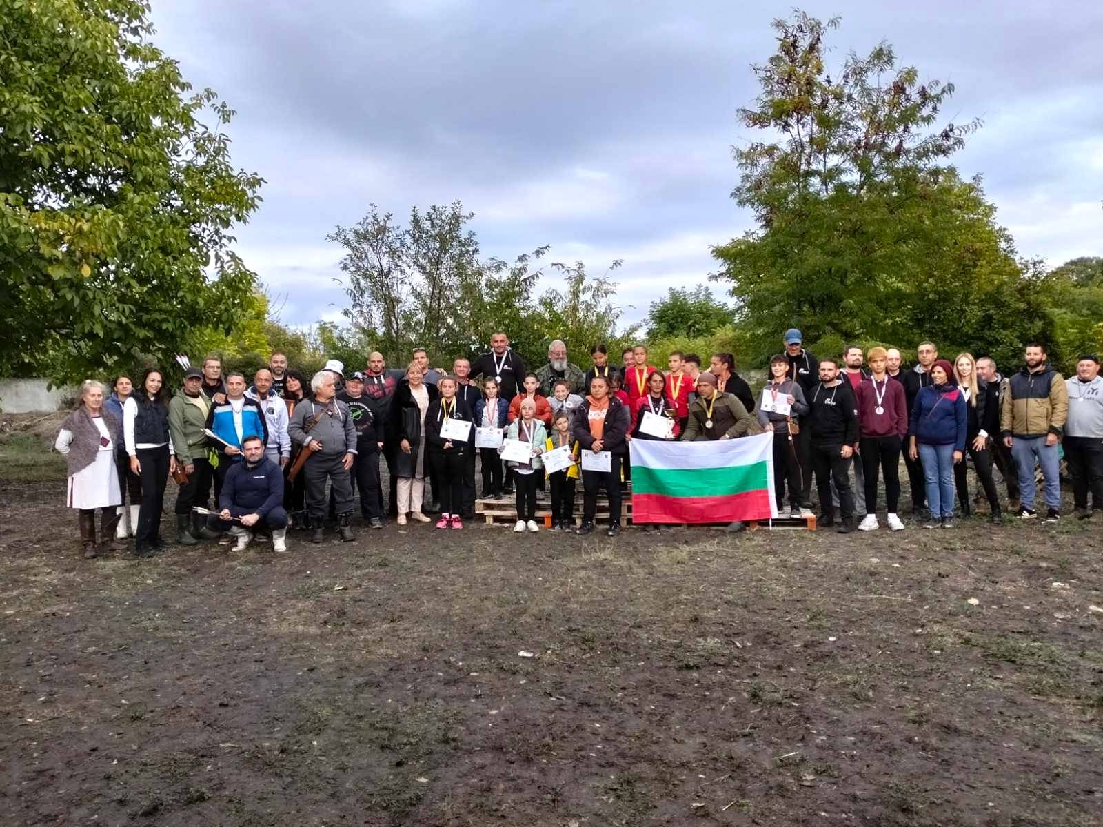 Проведе се първият Турнир по стрелба с исторически лък за Купа 